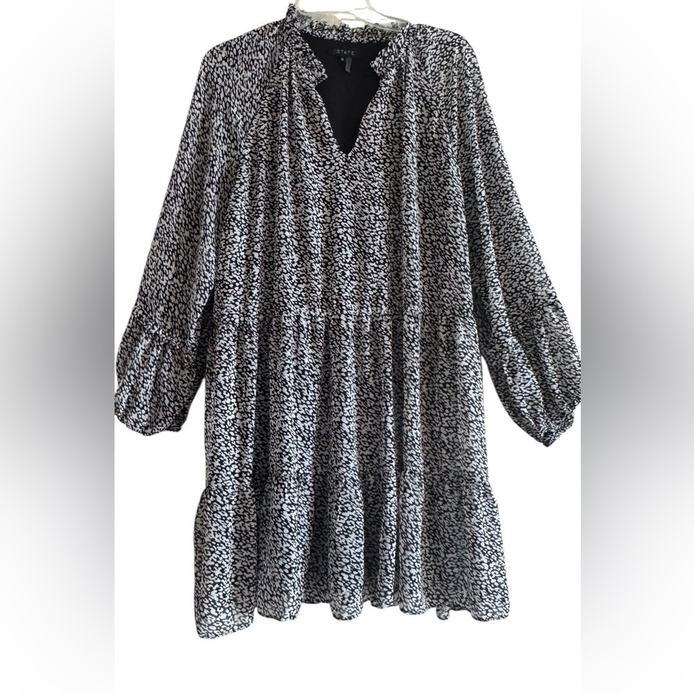 1. STATE Elegant Black and White Patterned Dress